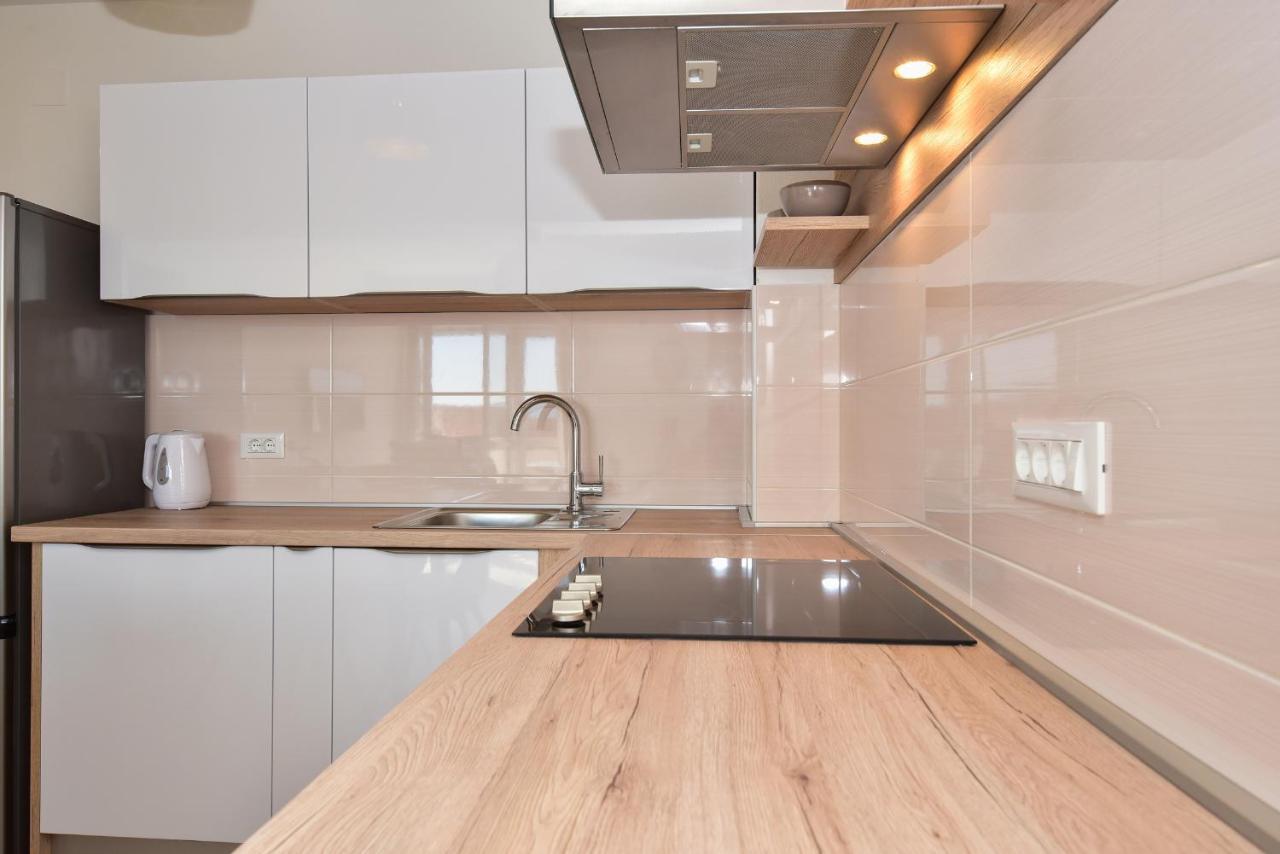 Apartman Luka Igrane Εξωτερικό φωτογραφία
